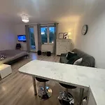 Sweet Apartment-free Parking-posciel Hotelowa * Szczecin