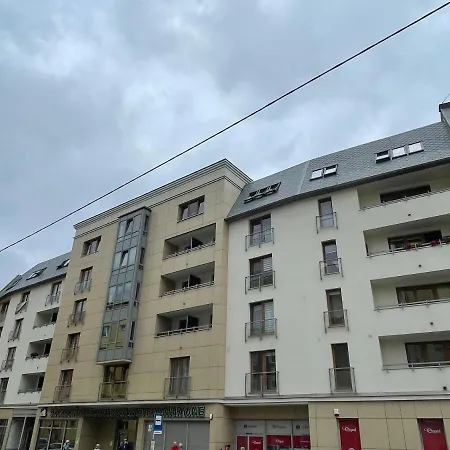 Sweet Apartment *