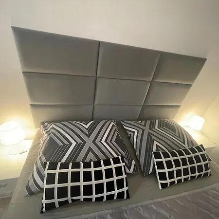 Apartment Sweet Apartment-free Parking-posciel Hotelowa *