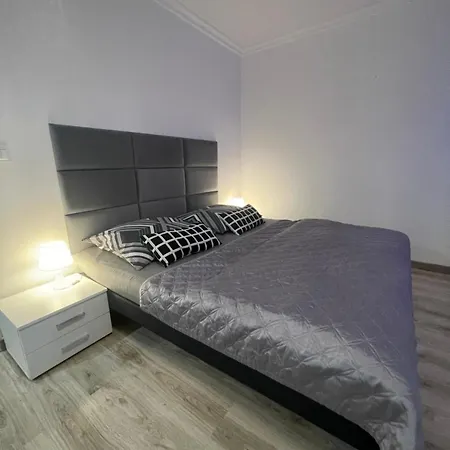 Sweet Apartment-free Parking-posciel Hotelowa *