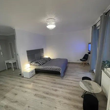 Sweet Apartment *
